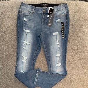 Torrid Bombshell Skinny Jeans NWT